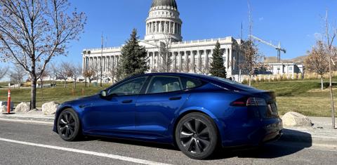 Tesla Model S 2023
