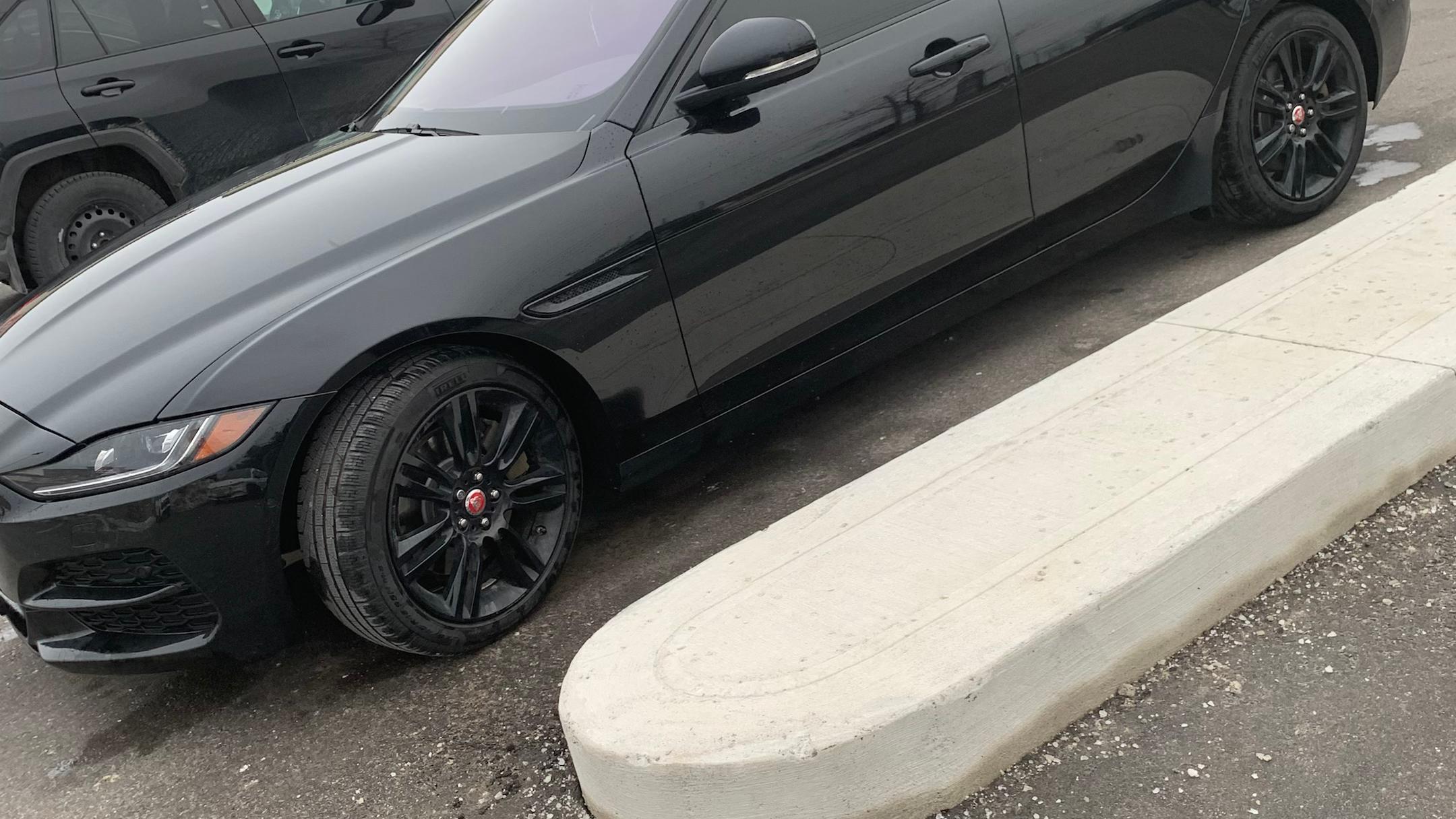 Jaguar XE 2020 à 