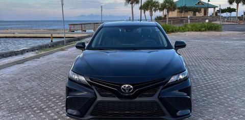 Toyota Camry 2021