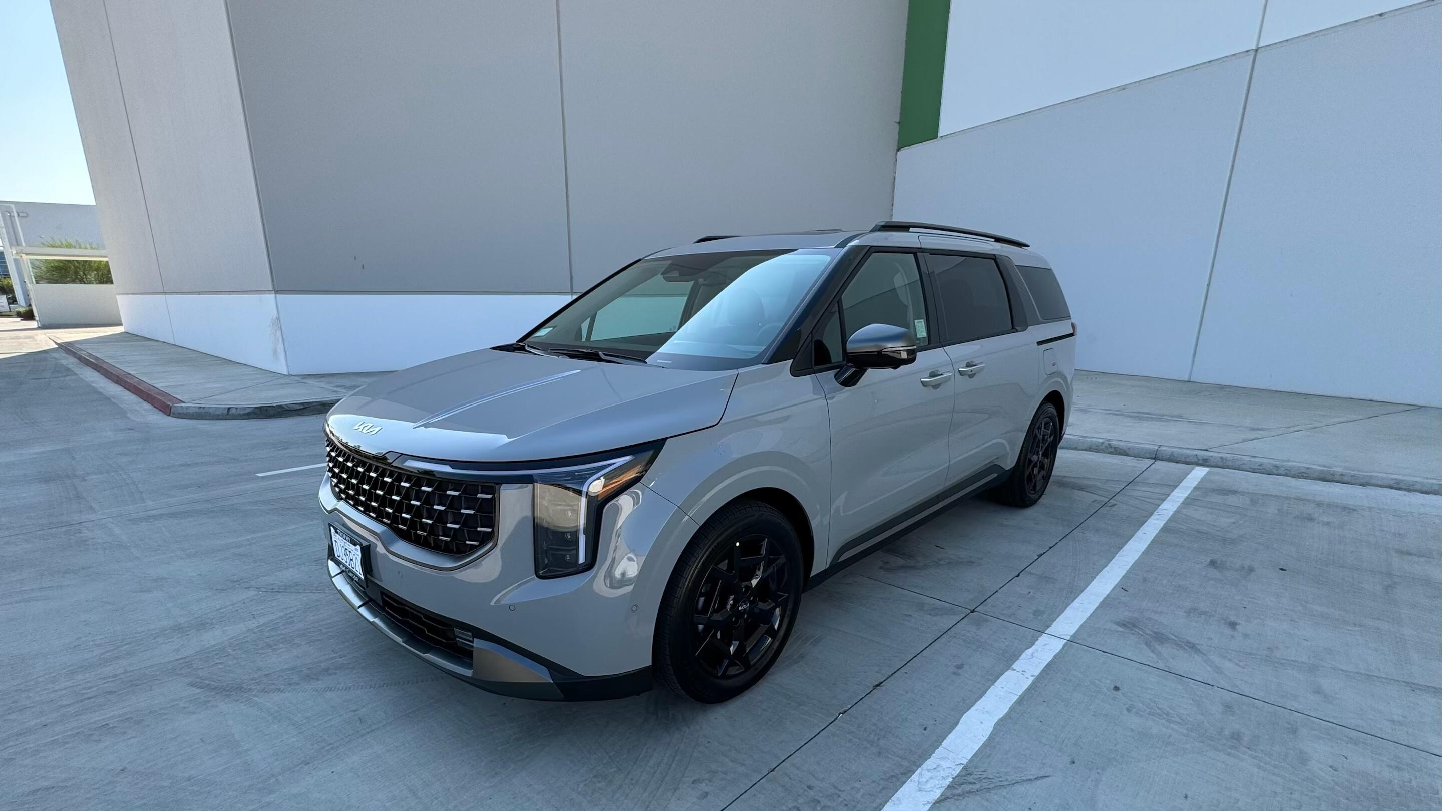 Kia Carnival 2025 in Ontario, CA