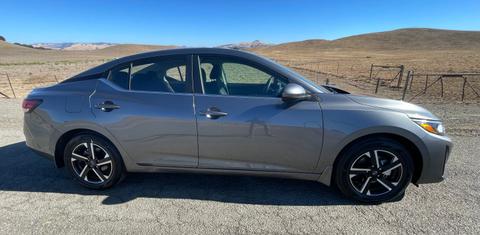 Nissan Sentra 2024