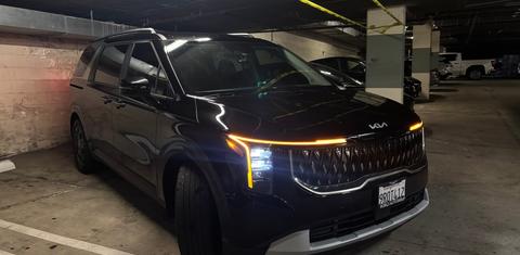 Kia Carnival Hybrid 2025