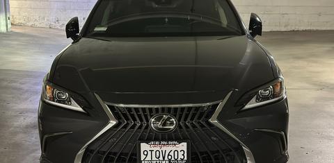 Lexus ES 2025