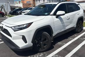Toyota RAV4 2024 in Miami