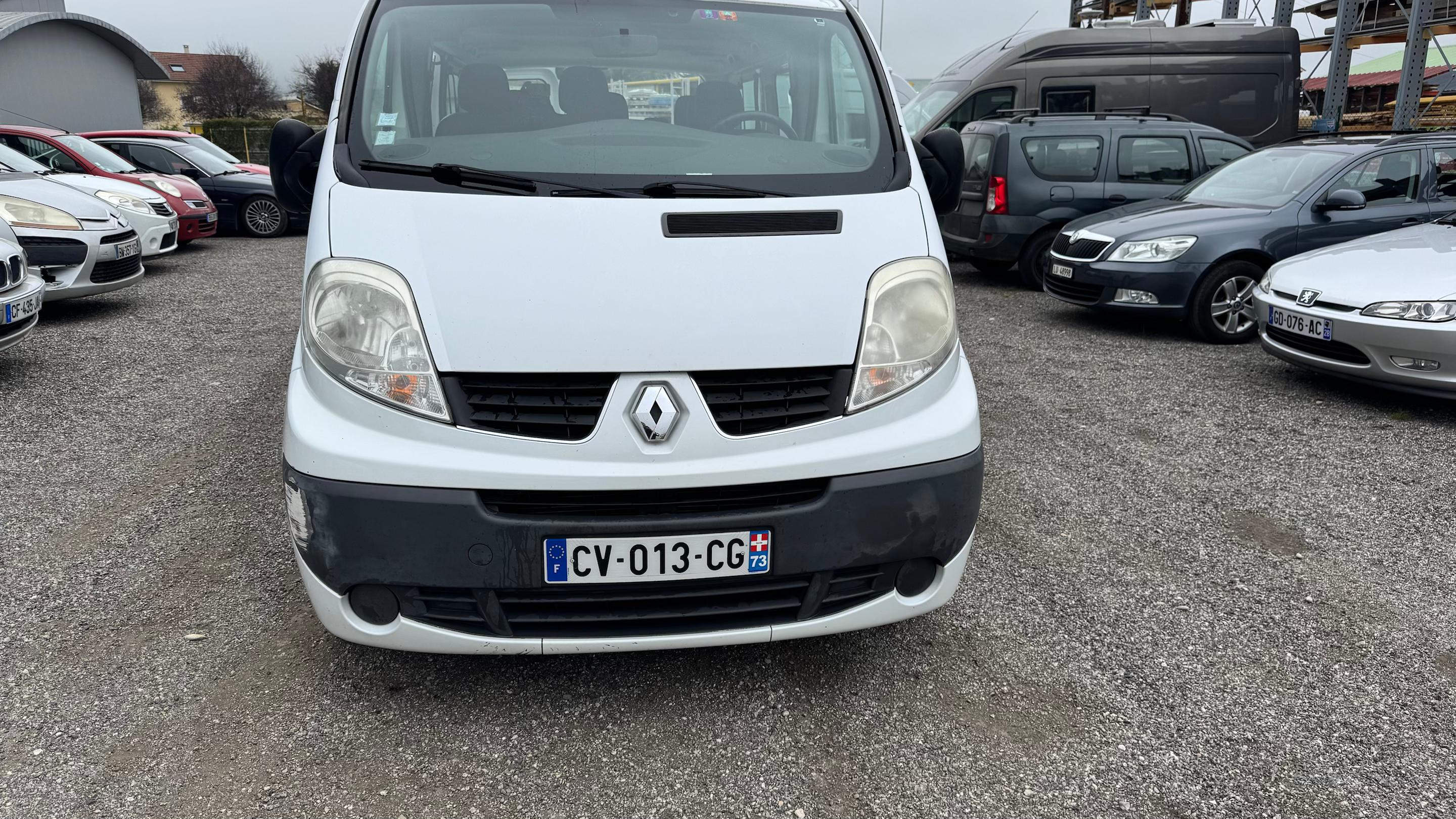 Renault TRAFIC II 2013 à La Frette