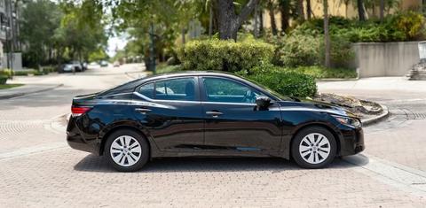 Nissan Sentra 2024