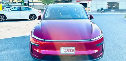 Tesla Model Y 2026