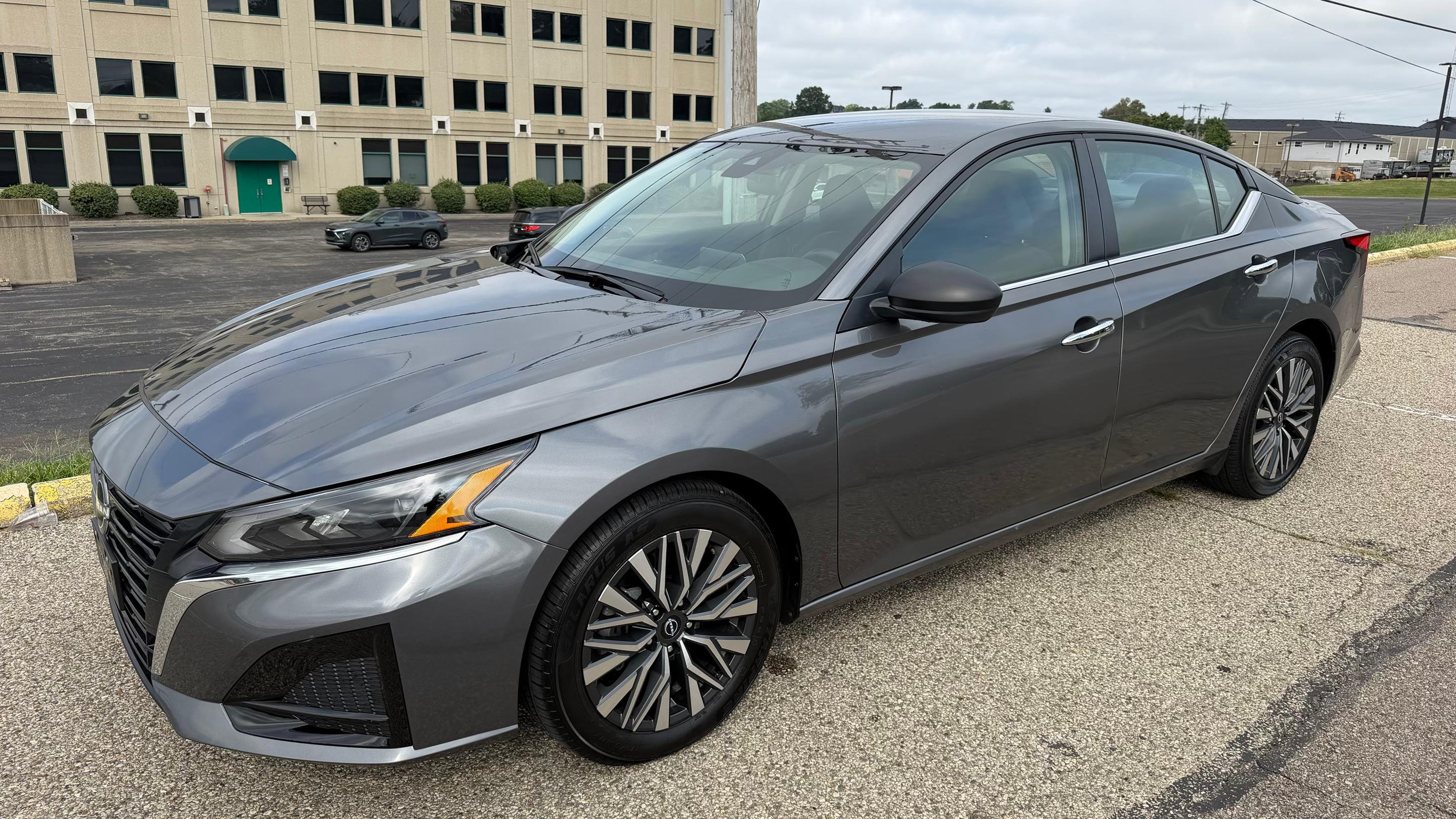 Nissan Altima 2024 in Hebron, KY