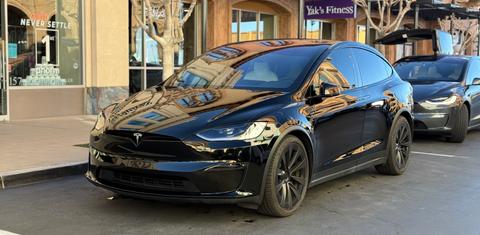 Tesla Model X 2024