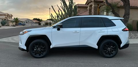 Toyota RAV4 Hybrid 2026
