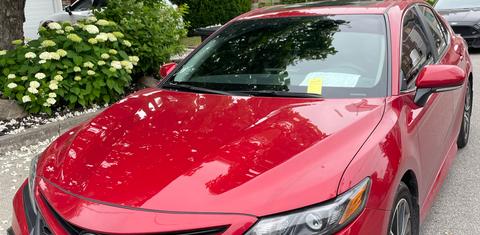 Toyota Camry Hybrid 2024
