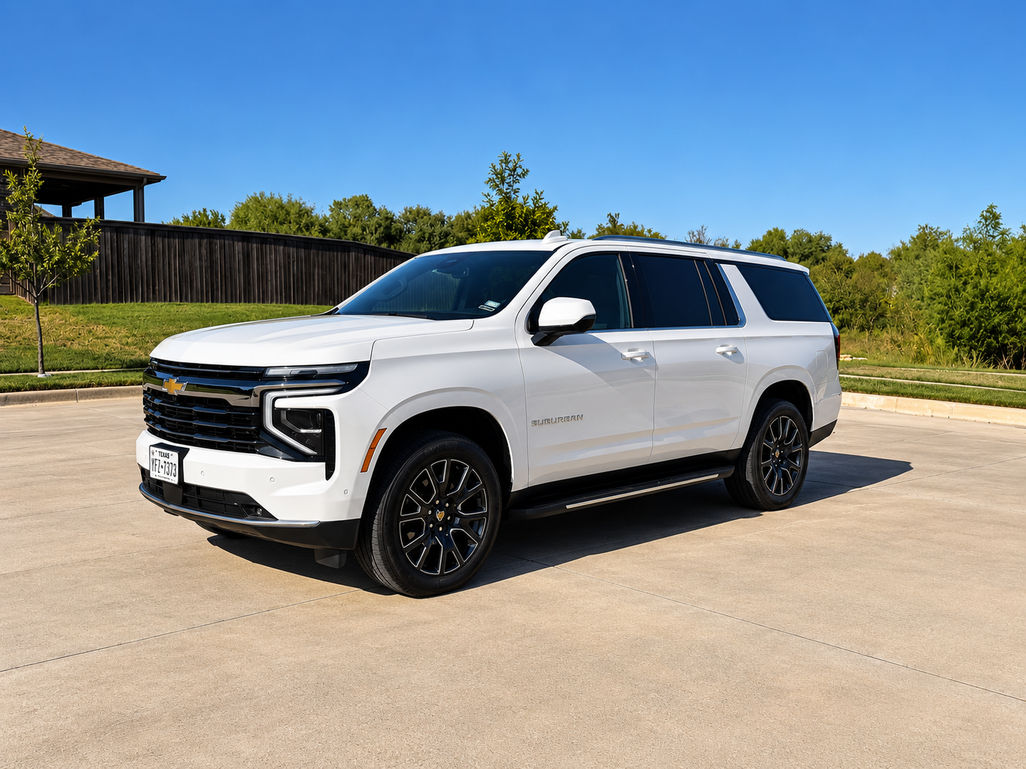 Chevrolet Suburban 2026 in Fort Worth, TX