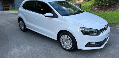 Volkswagen POLO 2015