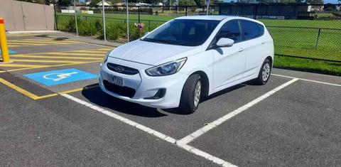 Hyundai ACCENT 2015