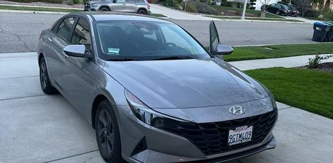 Hyundai Elantra 2023