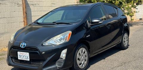 Toyota Prius c 2016