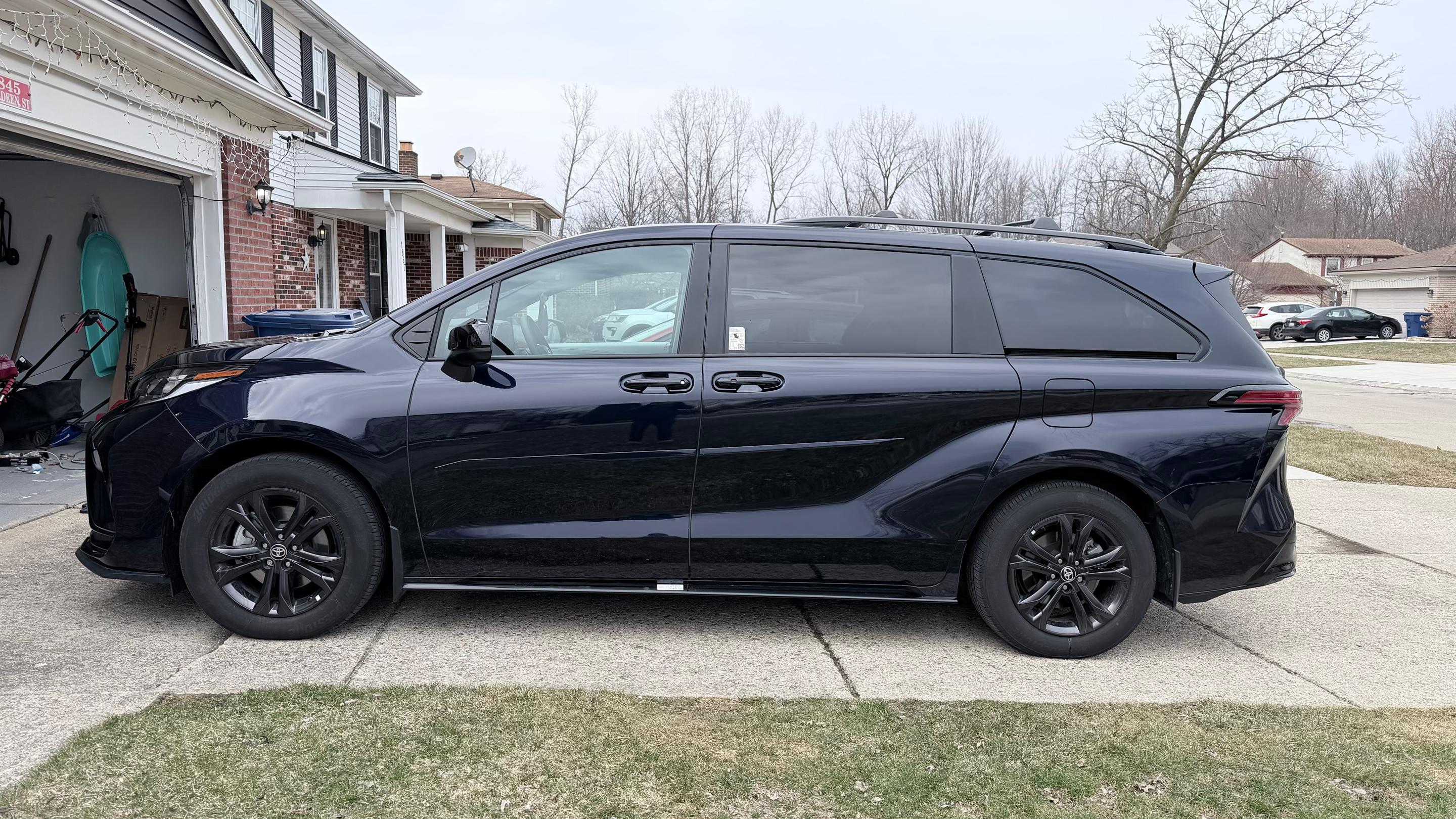 Toyota Sienna 2025 in Canton Township, MI