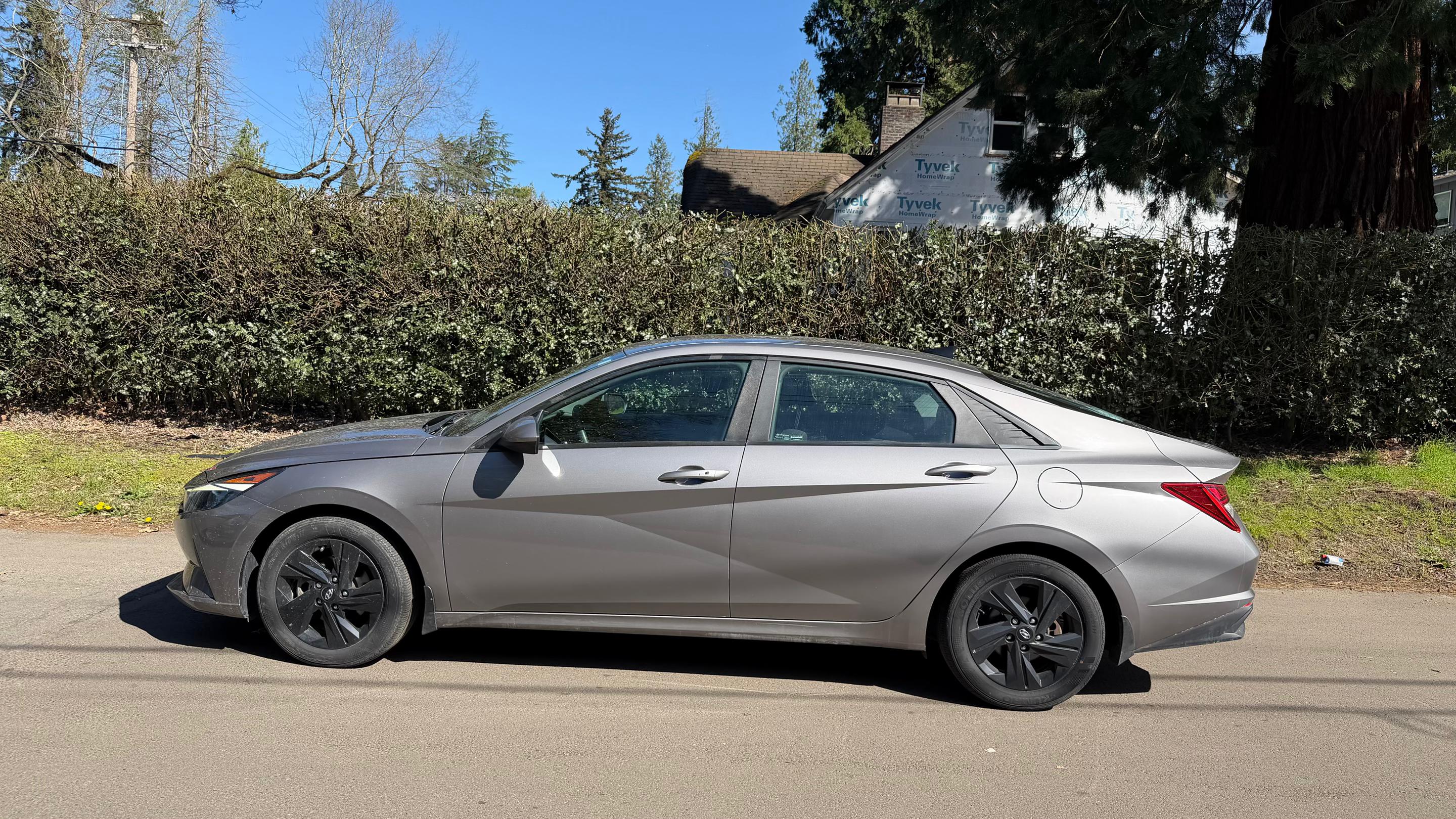 Hyundai Elantra Hybrid 2023 in Oak Grove, OR
