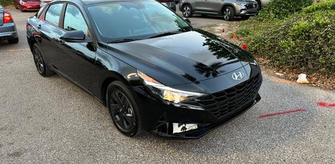 Hyundai Elantra 2023