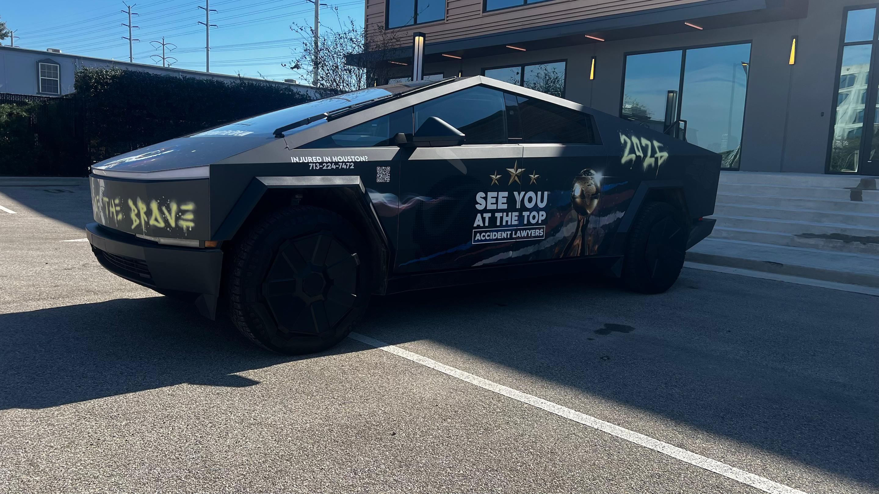 Tesla Cybertruck 2025 in Houston, TX