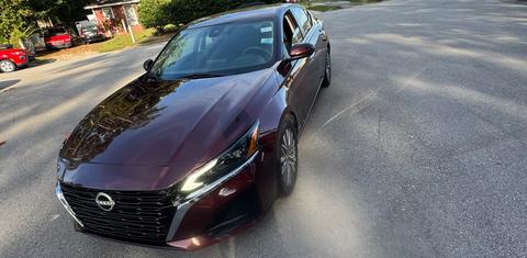 Nissan Altima 2023