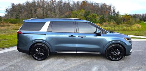 Kia Carnival 2023