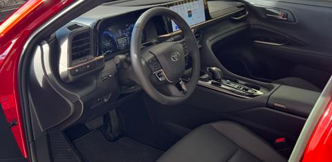 Toyota Crown 2024
