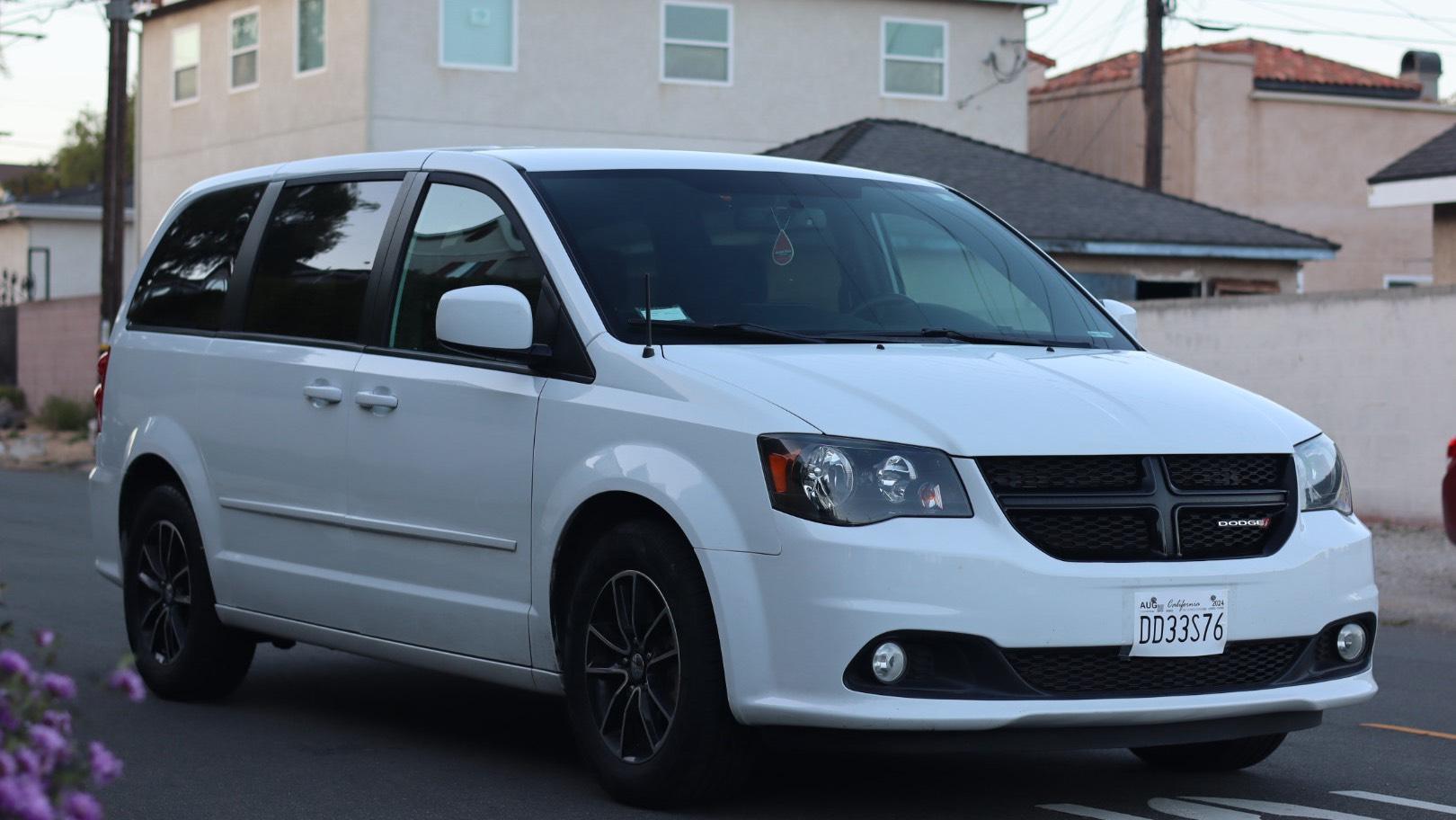Dodge Grand Caravan 2015 in 