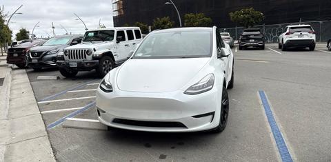 Tesla Model Y 2023