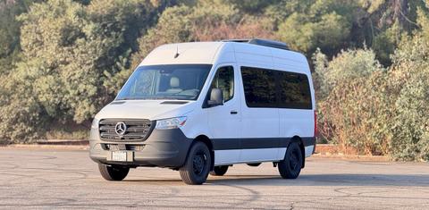 Mercedes-Benz Sprinter 2024