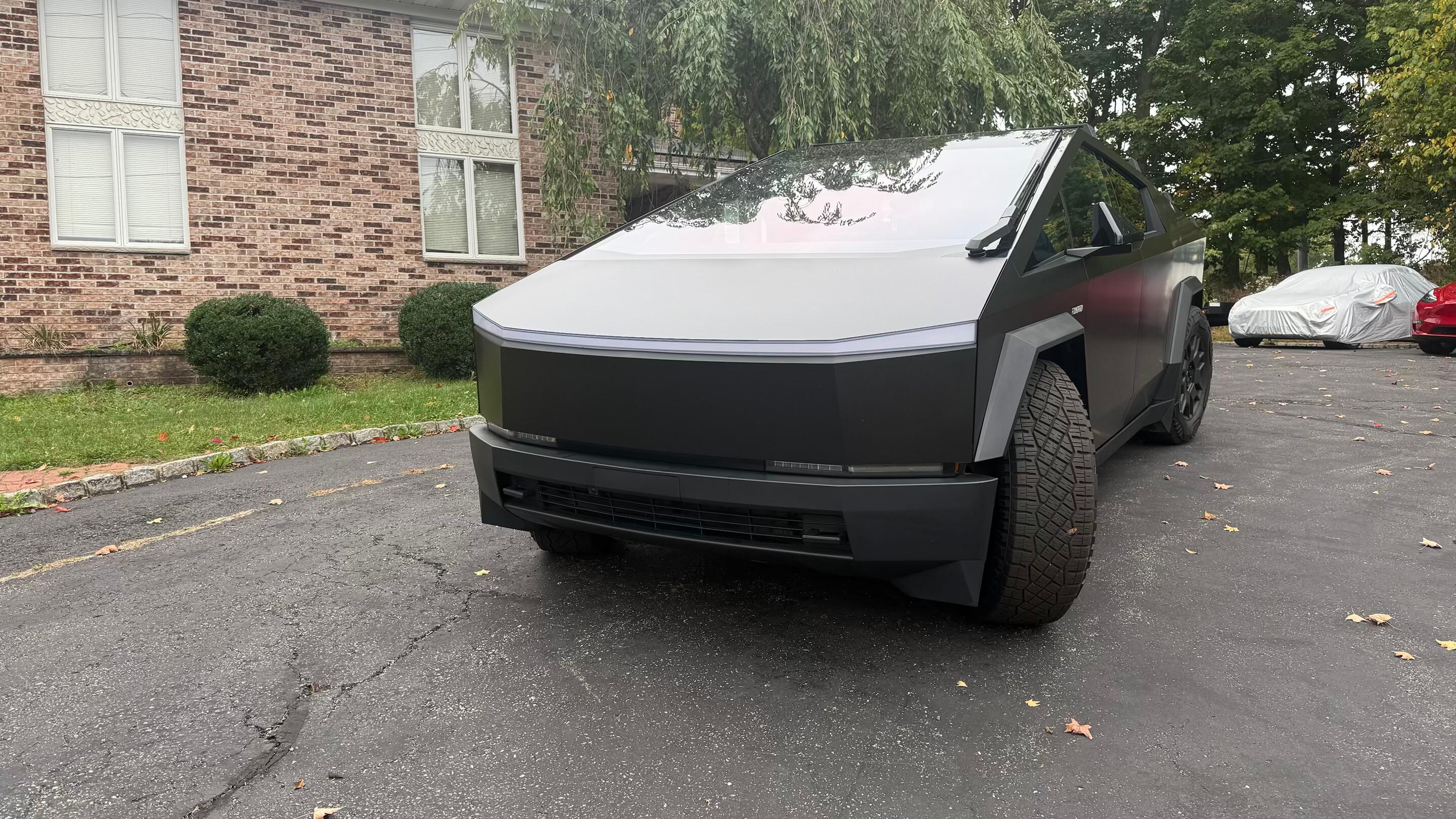 Tesla Cybertruck 2024 in East Hanover, NJ