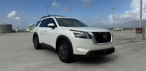 Nissan Pathfinder 2024
