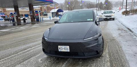 Tesla Model Y 2026