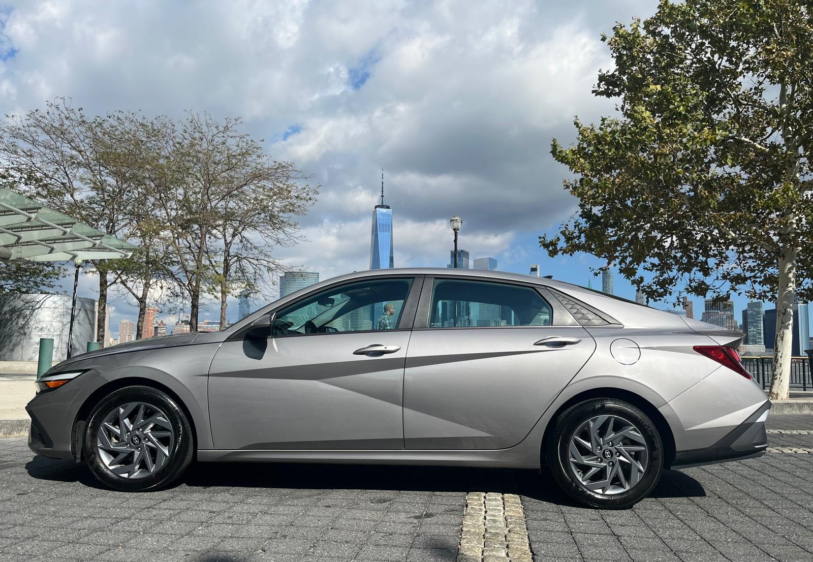 Hyundai Elantra 2024 in Jersey City, NJ