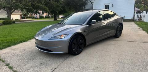 Tesla Model 3 2025