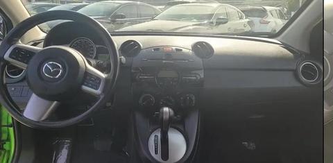 Mazda Mazda2 2013