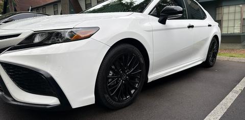 Toyota Camry Hybrid 2022