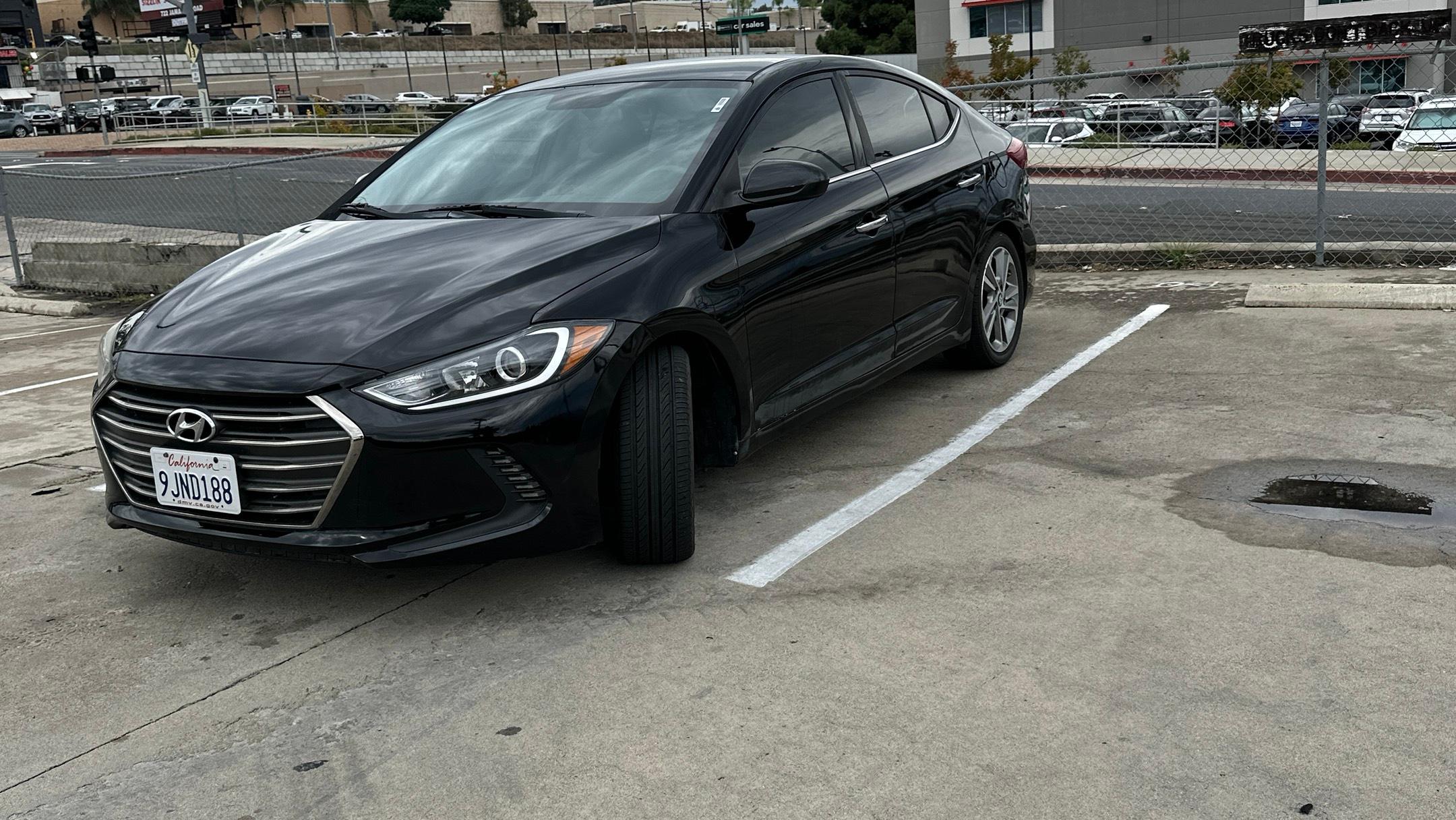 Hyundai Elantra 2017 in 