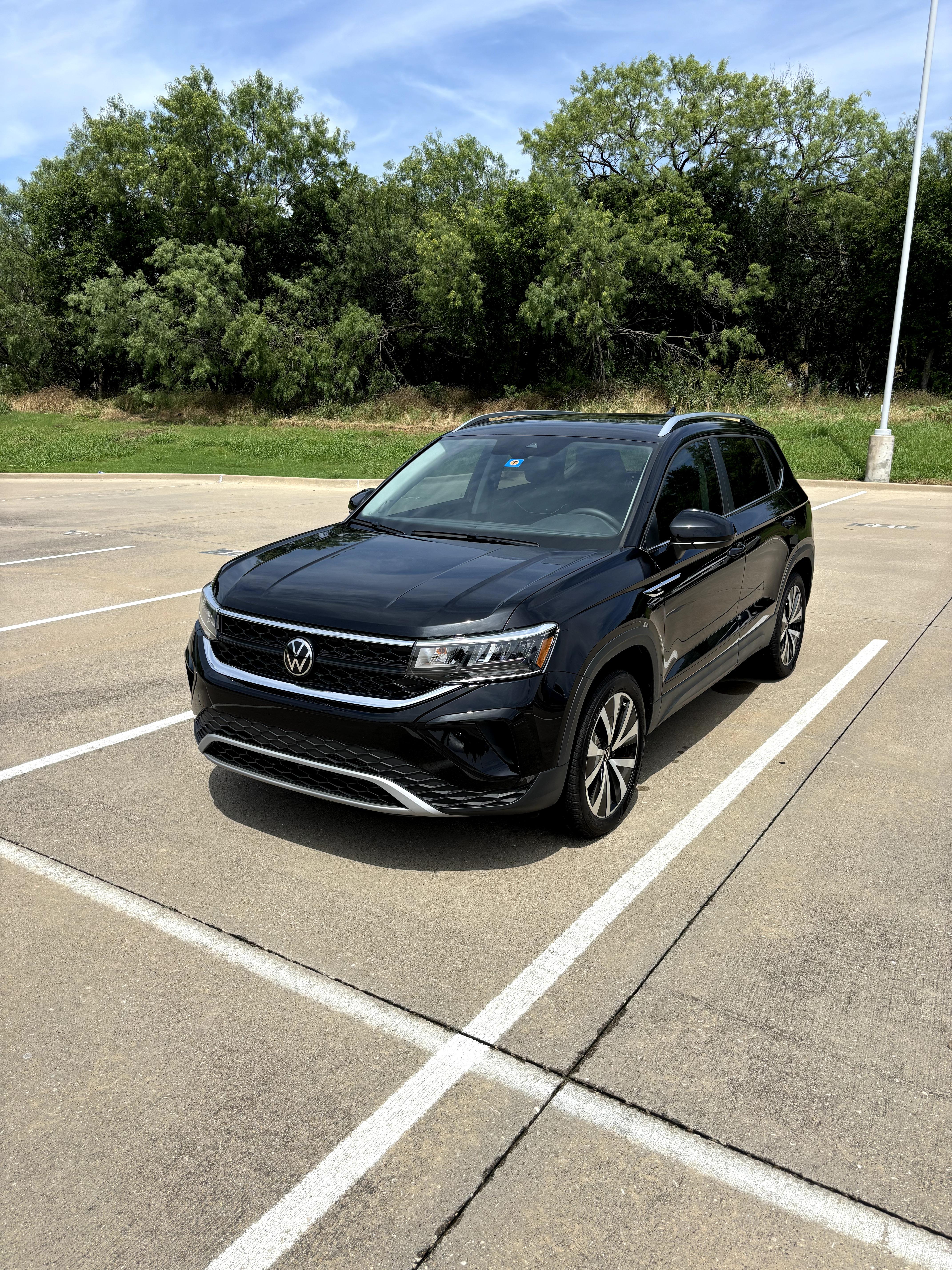 Volkswagen Taos 2024 in Dallas, TX