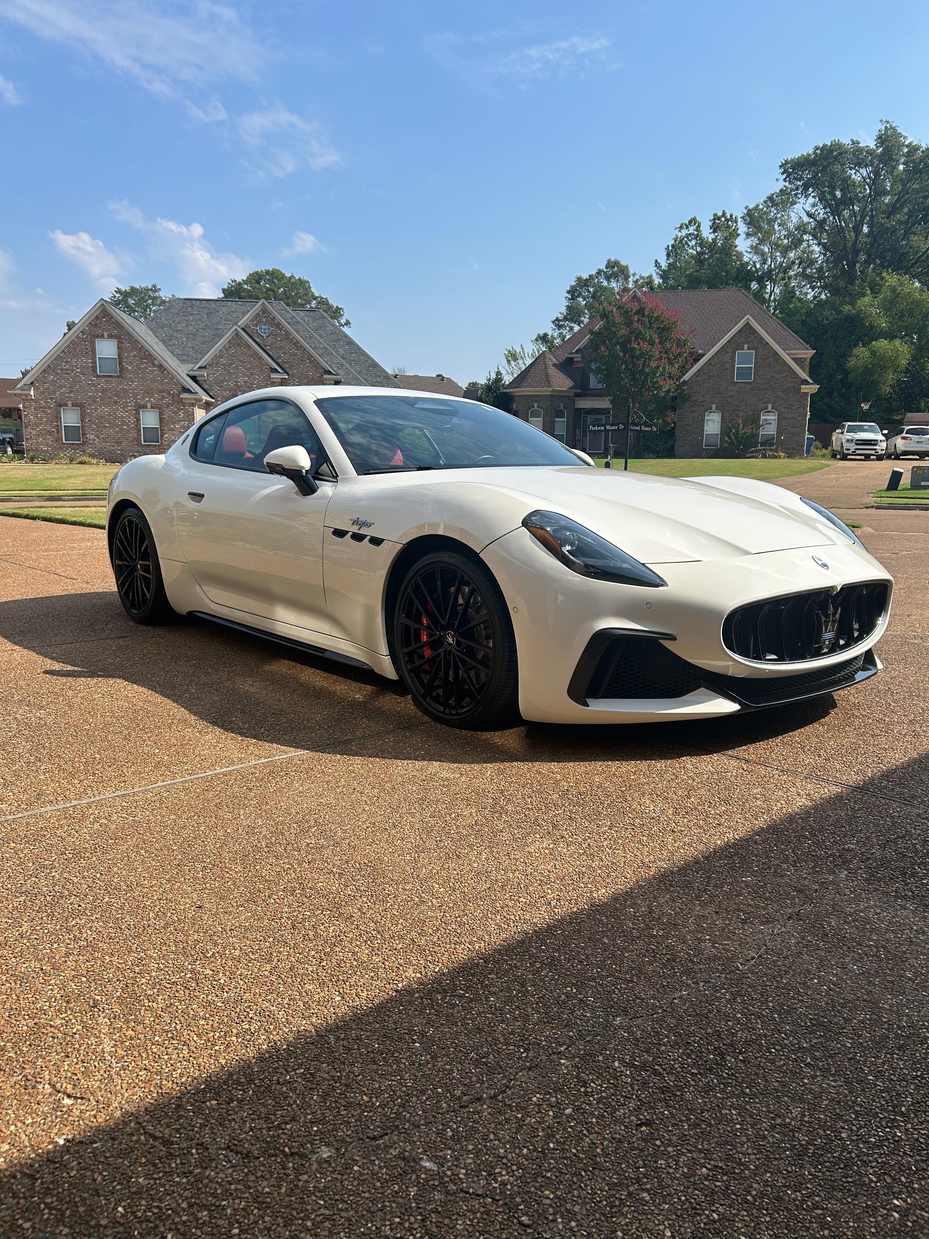 Maserati GranTurismo 2024 in Byhalia, MS