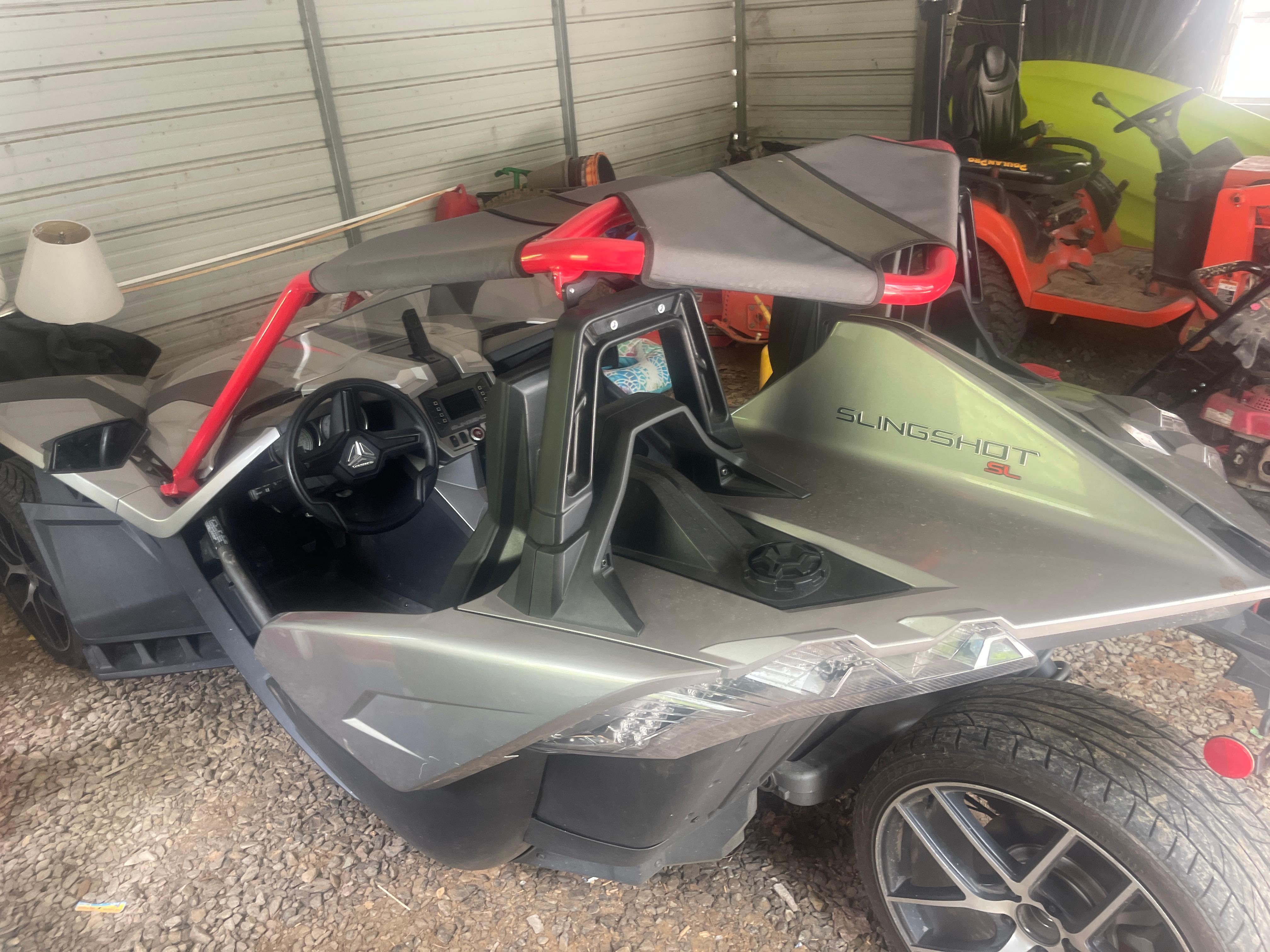 Polaris Slingshot 2016 in Candler, NC