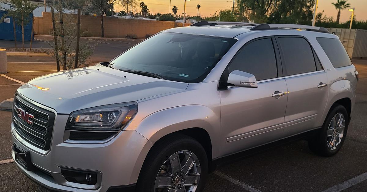 GMC Acadia Limited 2017 rental in Goodyear, AZ by Eric M. Turo