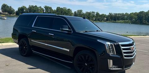 Cadillac Escalade ESV 2019