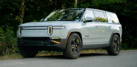 Rivian R1S 2025