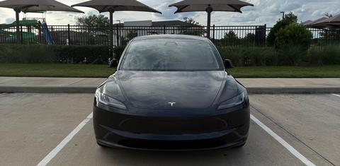 Tesla Model 3 2025