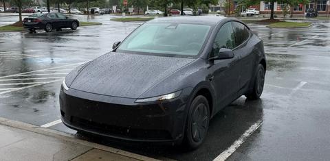 Tesla Model Y 2026