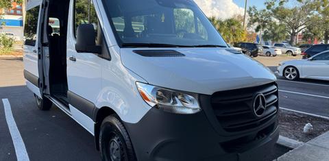 Mercedes-Benz Sprinter 2024