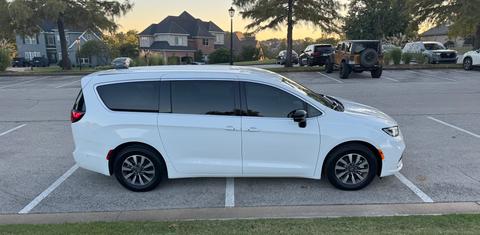 Chrysler Pacifica 2025