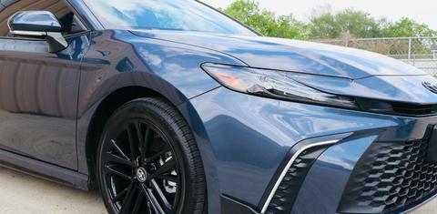 Toyota Camry Hybrid 2026