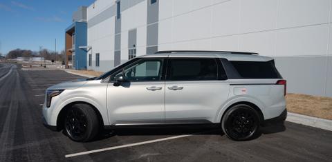 Kia Carnival Hybrid 2026